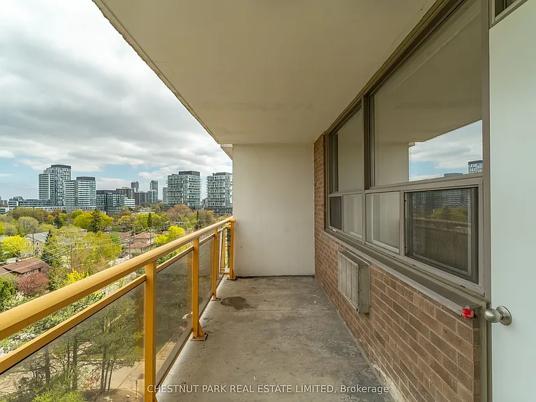 40 Godstone Rd #806 — Photo 17
