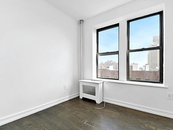 5th image of 1045 Union St #5GG