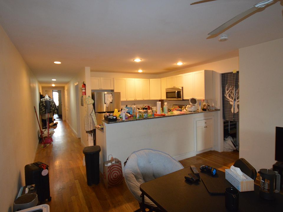 1st image of 56 Egmont St APT 6A