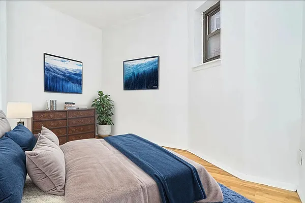 Rented by Mossanen Group | media 19