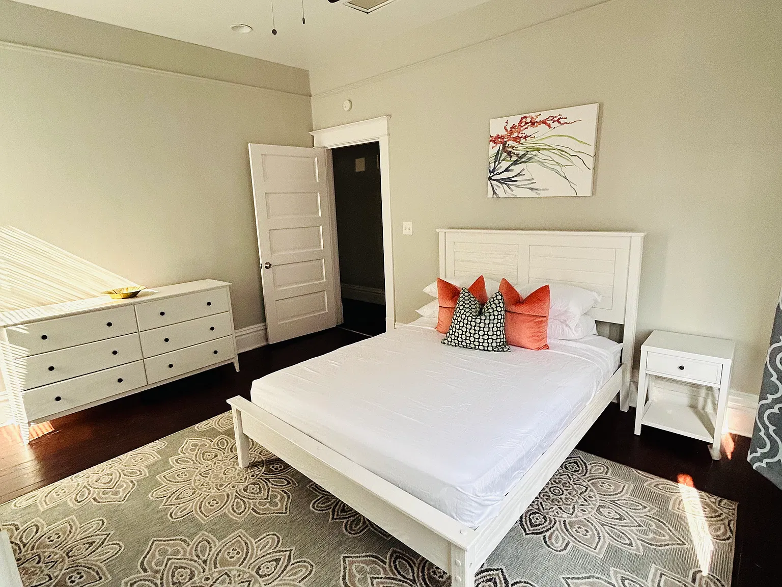 2 bed, 1.5 bath, 1750 sqft, $1,700 — Photo 4
