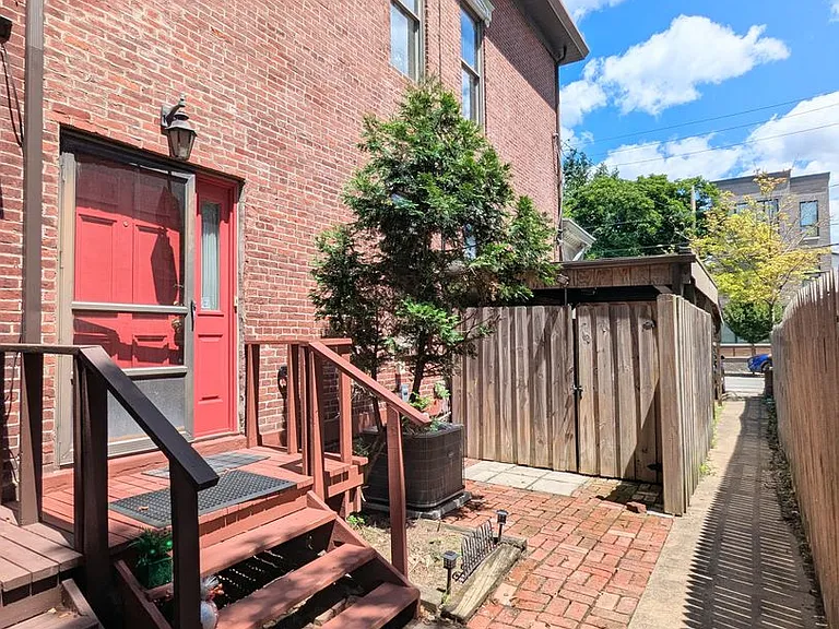 312 Denniston St #A — Photo 33