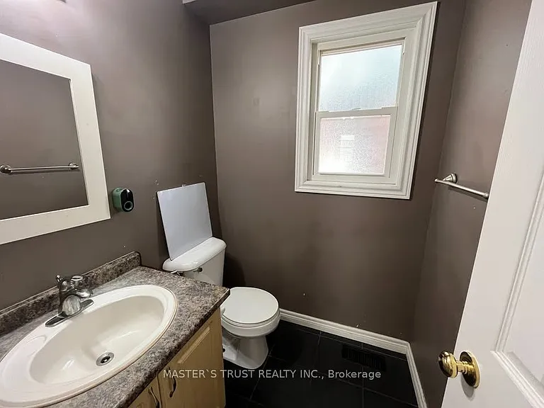 256 Bridlewreath St — Photo 9