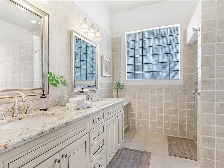 7699 Groves Rd — Photo 20