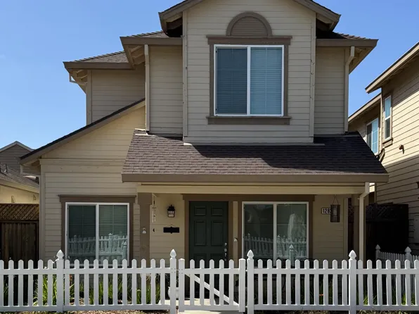 (undisclosed Address), Salinas, CA 93906