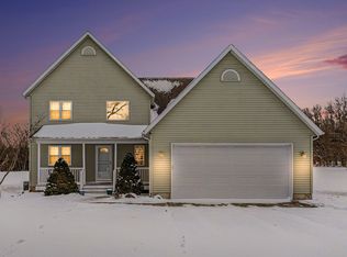 555 Anthony Dr, Centreville, MI 49032