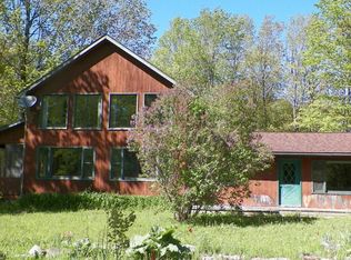 16263 Nipigon Rd, Cheboygan, MI 49721