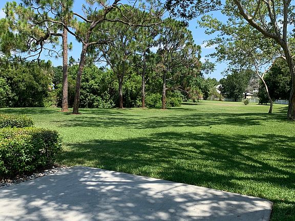2nd image of 3475 SW Forest Hills Ct