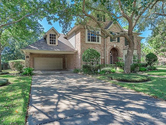 2nd image of 22319 Stormcroft Ln