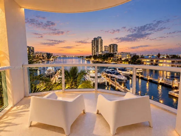 7918 Harbor Island Dr APT 307, North Bay Village, FL 33141