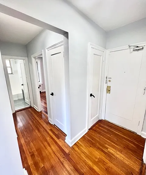 162 Park Ave — Photo 6