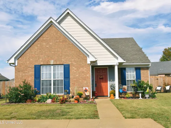 1570 Sarah Ann Cv, Southaven, MS 38671