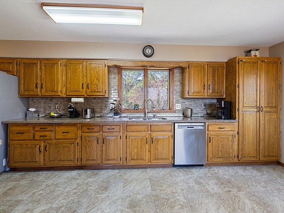 5th image of 5550 Road 36