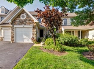 250 Patriot Hill Dr, Basking Ridge, NJ 07920