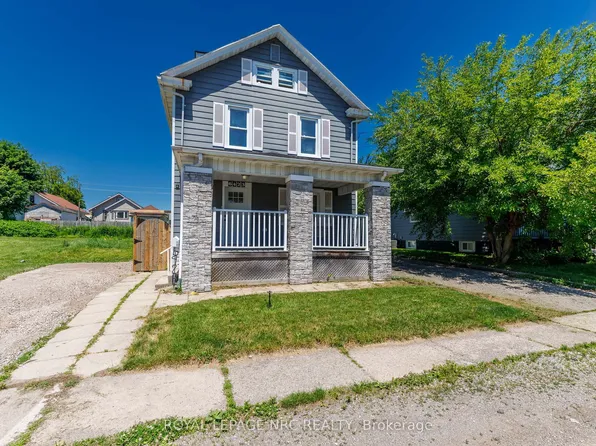 6423 Barker St, Niagara Falls, ON L2G 1Y6