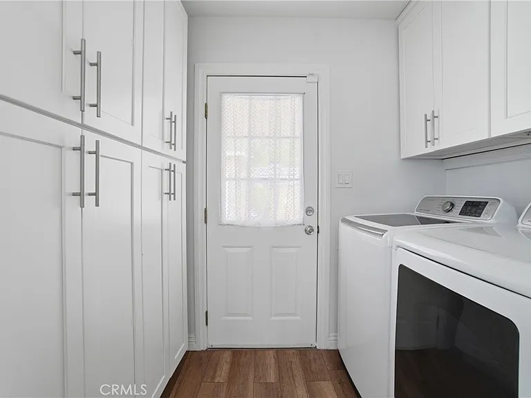 6139 Jamieson Ave — Photo 12