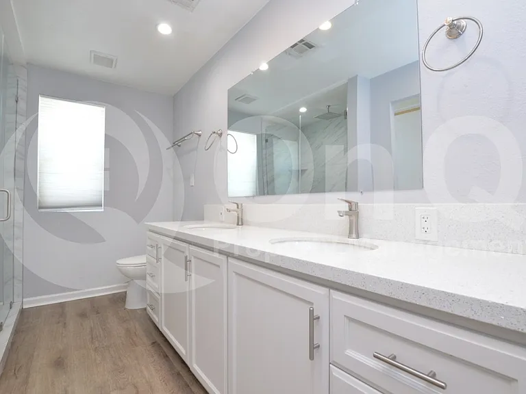 7424 E Polk St — Photo 18