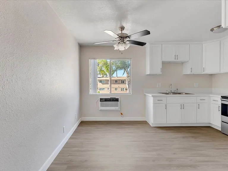 Briarwood Apartments - Riverside, CA — Photo 84