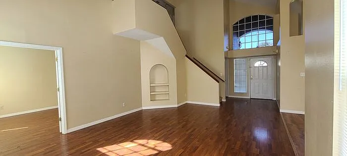 2411 Berkshire Ct — Photo 4
