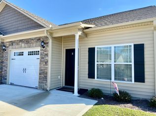 2303 Sweet Bay Dr #B, Greenville, NC 27834