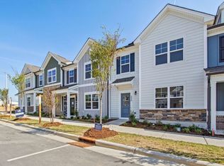 230 Parker Station Ave, Fuquay Varina, NC 27526
