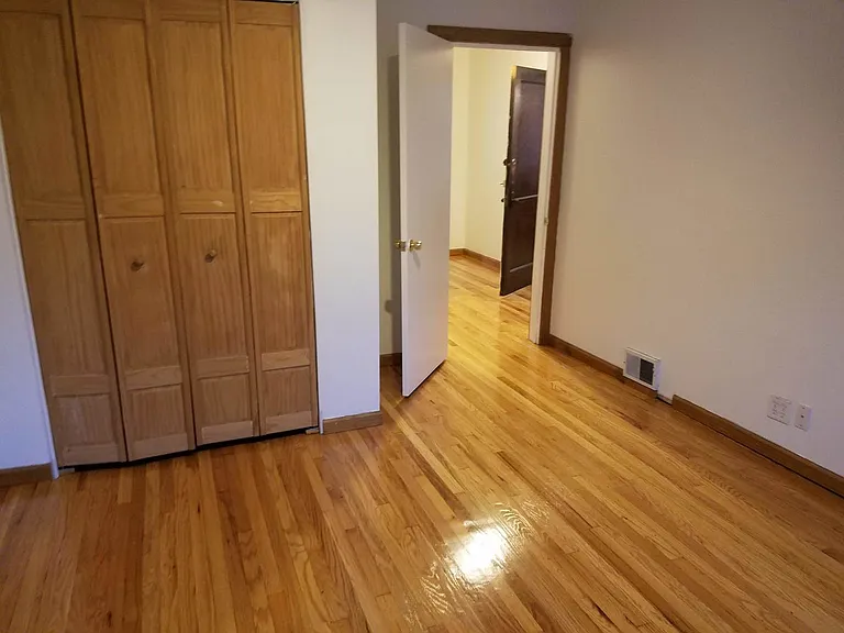 3728 N Wilton Ave #2 — Photo 7