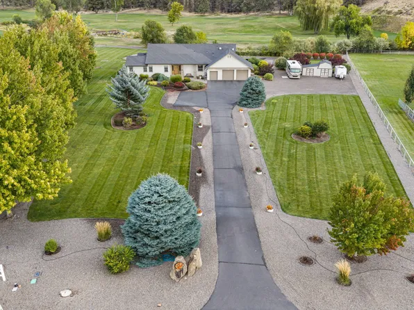 6958 NE Ochoco Creek Ln, Prineville, OR 97754
