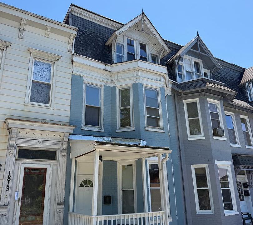 1st image of 1811 Market St