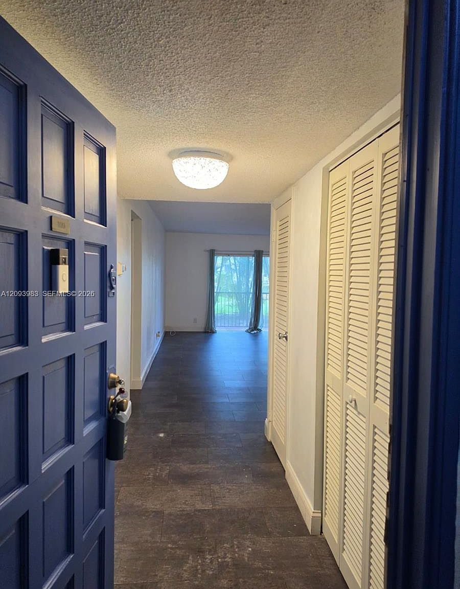 5961 N Falls Circle Dr APT 109 — Inverrary Country Club
