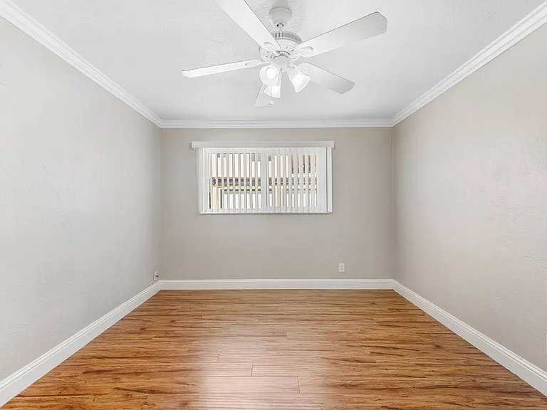 325 E William St #5 — Photo 15