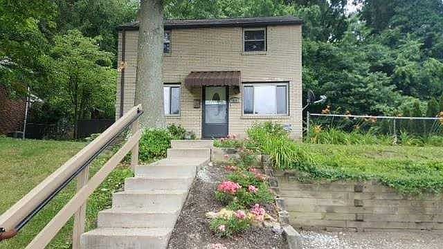1st image of 411 Macfarlane Dr