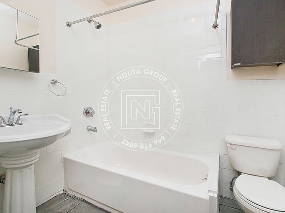 5th image of 140 Eldridge St APT 2