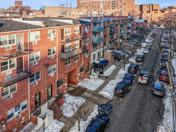 13911 34th Avenue, Flushing, NY 11354