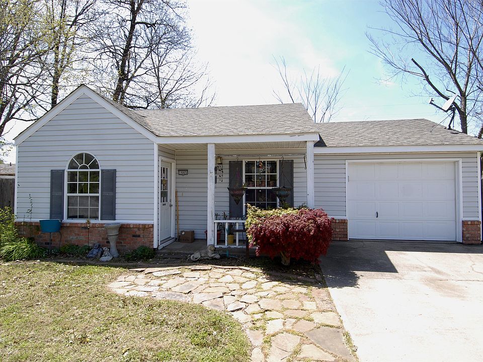 1st image of 1665 N Timberridge Ct