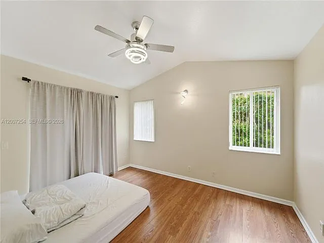1004 Golden Cane Dr — Photo 17