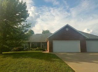 3763 W Greenleaf St, Springfield, MO 65807