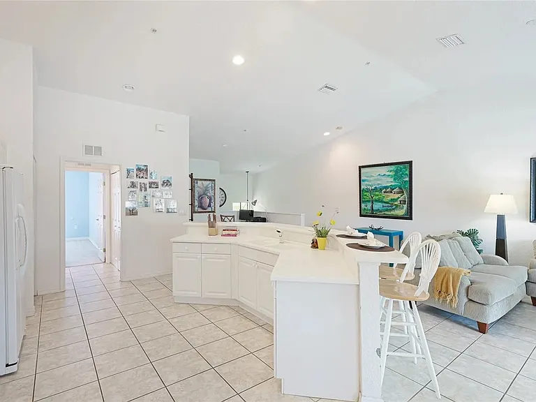 7333 Fountain Palm Cir #7333 — Photo 22