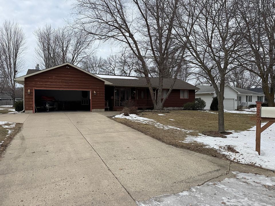 1st image of 1807 Brookside Dr