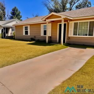 606 Chestnut St, Carlsbad, NM, 88220