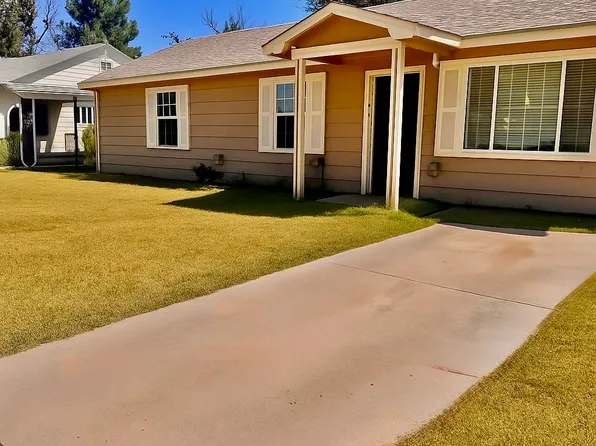 606 Chestnut St, Carlsbad, NM 88220