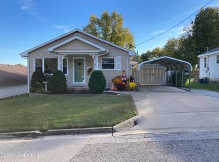 303 Maple Ave, California, MO 65018