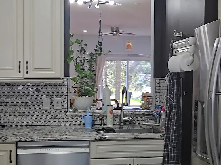 605 Blossom Cir — Photo 20