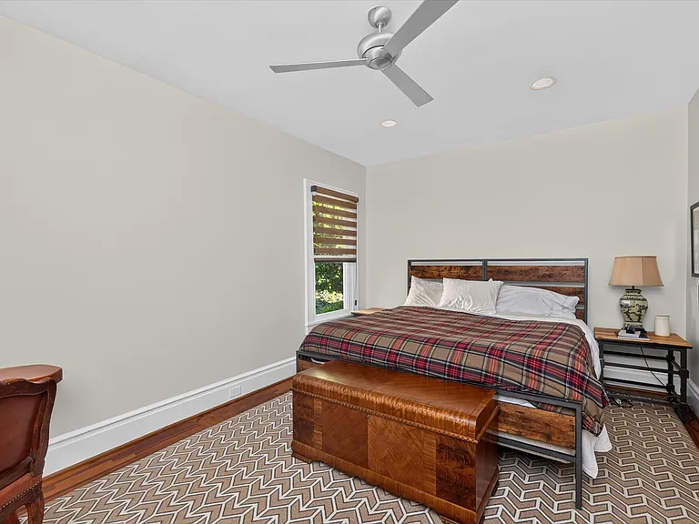 2038 Dartmouth Pl — Photo 8