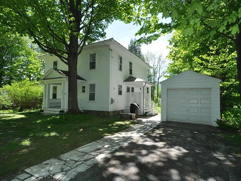 3093 Route 30 — Photo 33