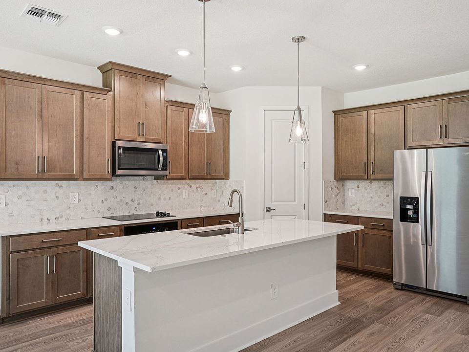 1st image of 583 Brookhaven Trl