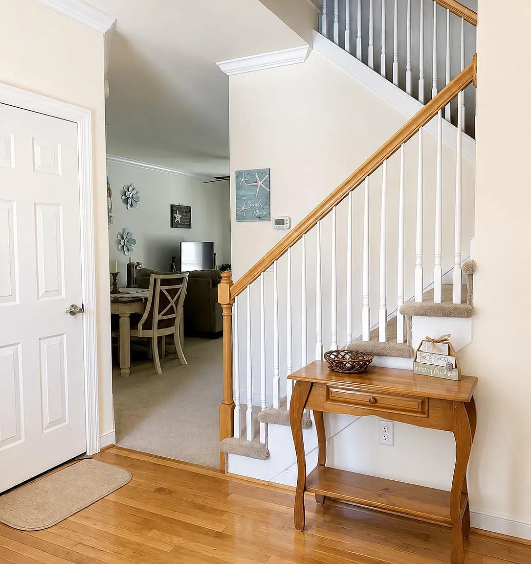 3 bed, 2.5 bath, 1791 sqft, $2,300 — Photo 3