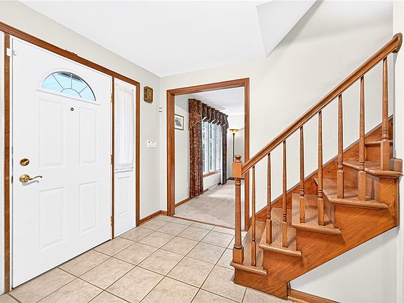 5th image of 1502 Woodview Dr