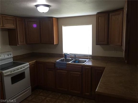 4th image of 352 Clark St #0