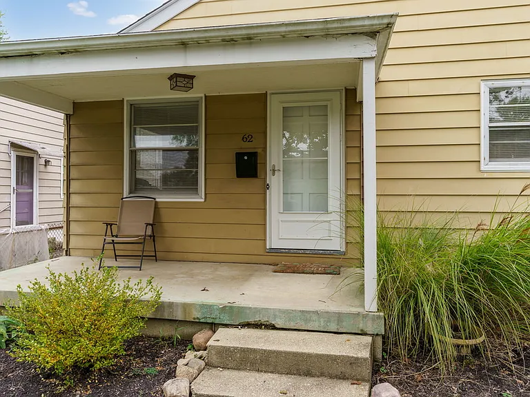 62 E Stanton Ave — Photo 3