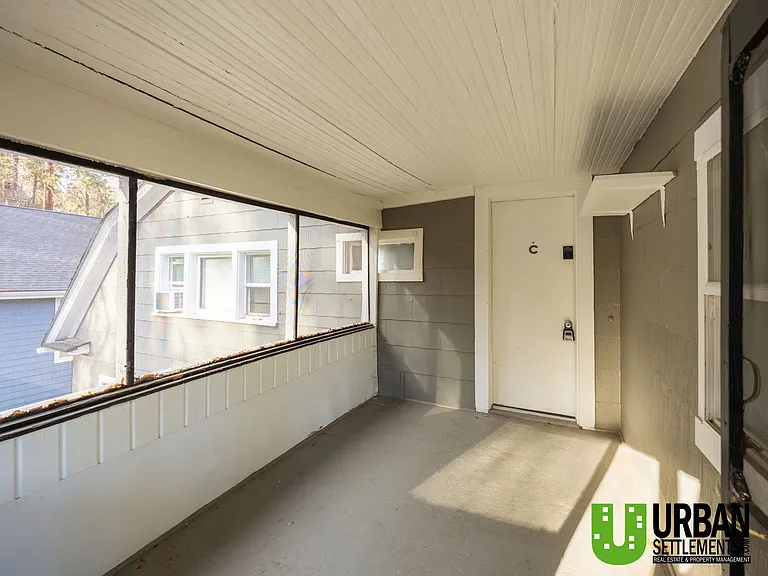 370 E 8th Ave #C — Photo 3